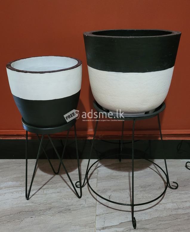 Cement pots with stands