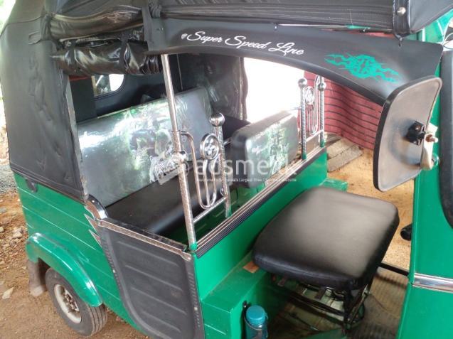 Bajaj 2 stork Wheeler