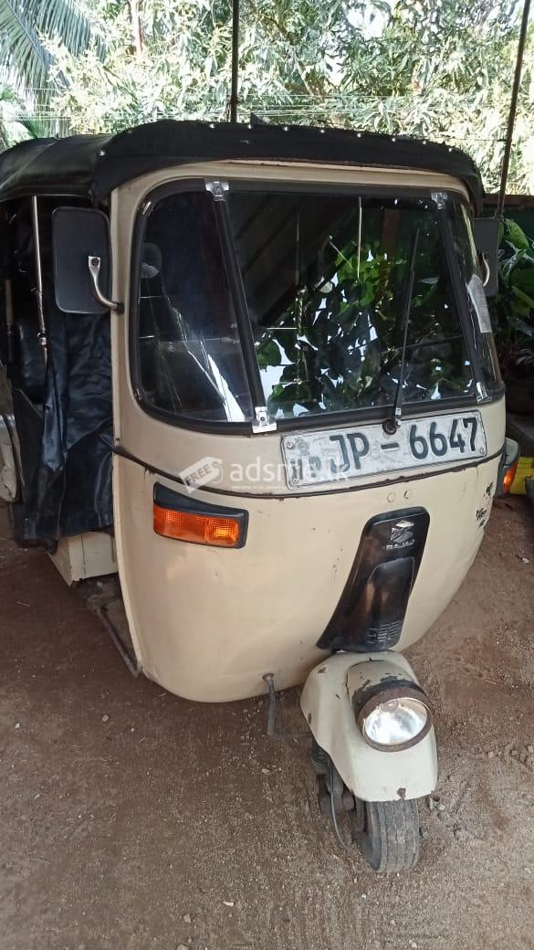 Bajaj 4 Stock Three-wheeler