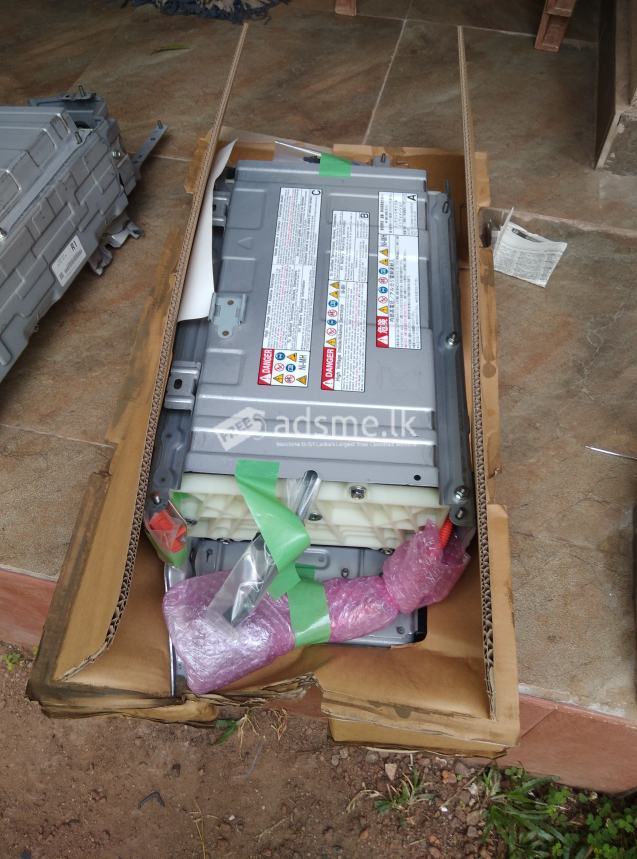 Toyota brand new hybrid batteries Aqua Axio Prius