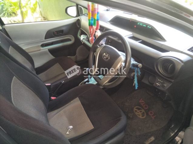 Toyota Aqua 2013 (Used)