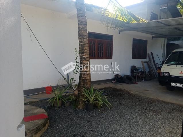 2 Bed room House For sale In Meegoda with Commercial Space