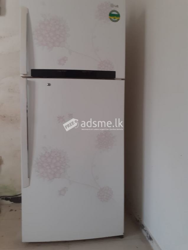 280L LH White Top Freezer Refrigerator for fast sale