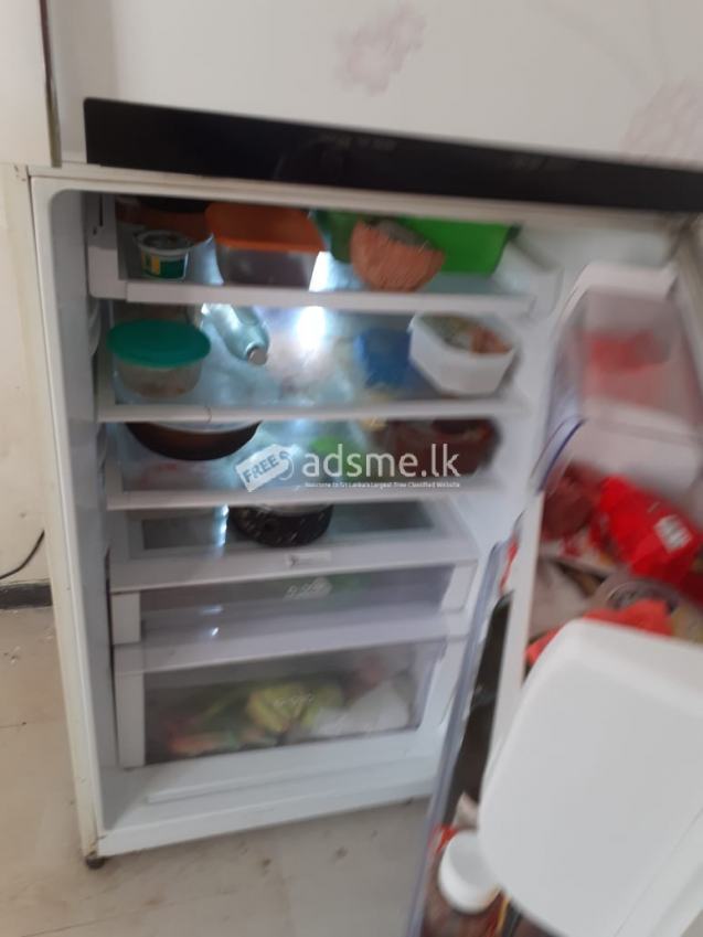 280L LH White Top Freezer Refrigerator for fast sale