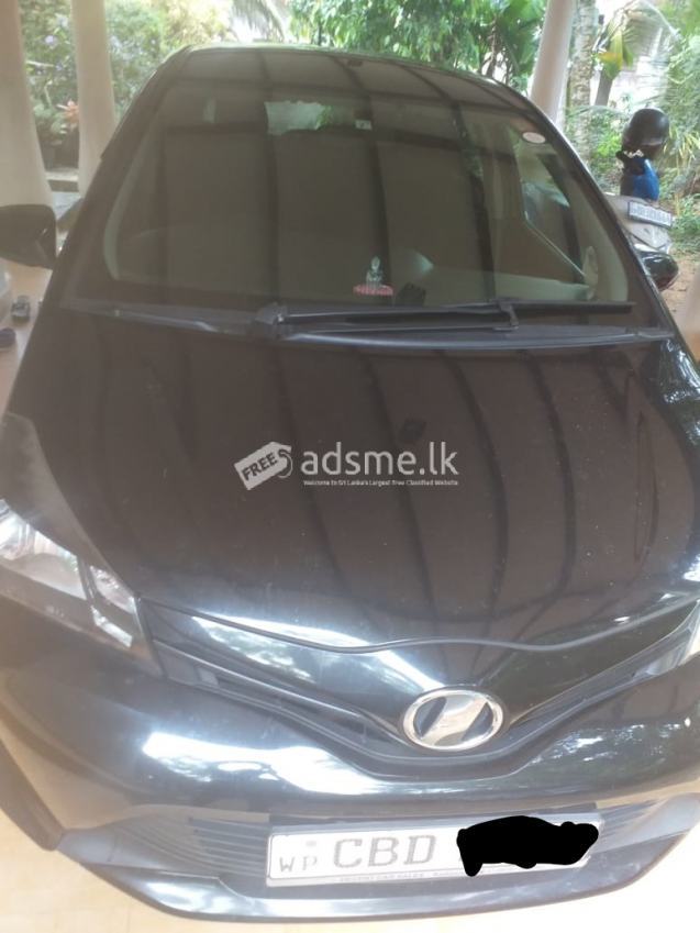 Toyota Vitz 2015 (Used)