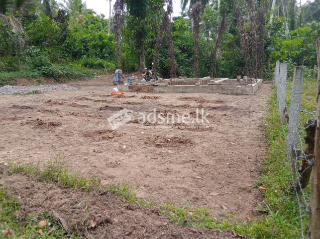 Land for sale in Uduwa, Horana