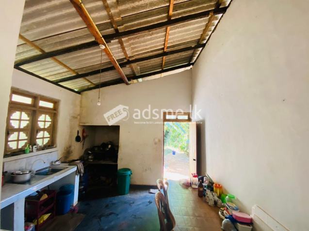 A house for sale in Kandy, Ratemulla