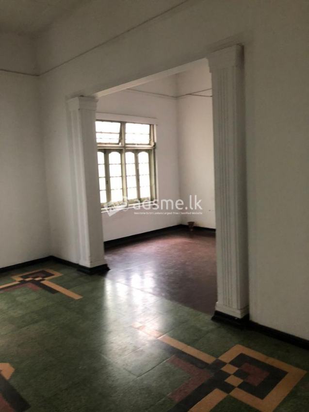 2 story house with 30 perches for sale in Dehiwala-Bellanwila