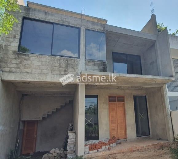 Valuable House and Land in Depanama