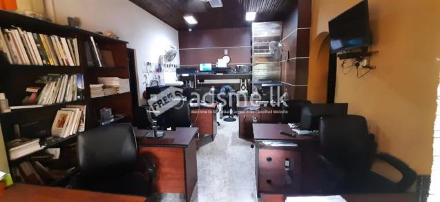 Office House For Sale In Udahamulla, Nugegoda - Stunning Converted Office Space with Abundant Parking - Your Perfect Business Hub!