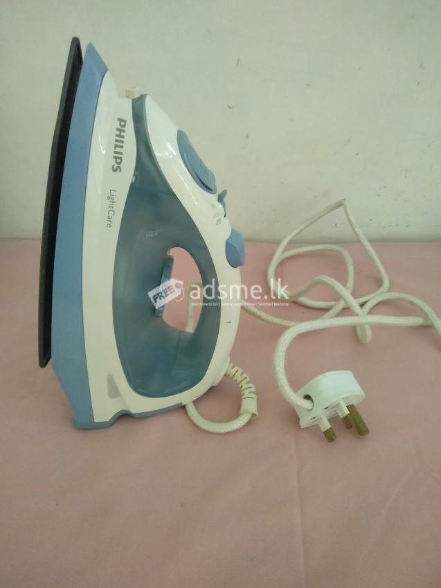 2 Brand New Steam Irons for Sale