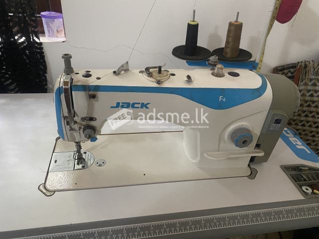 JACK f 4 sewing machine
