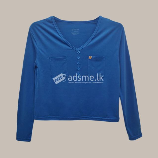 Double pocket long sleeve top ladies
