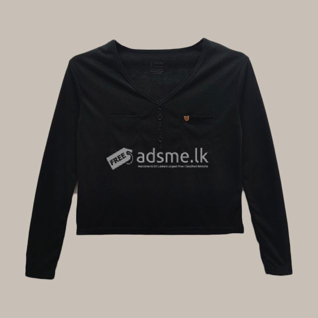 Double pocket long sleeve top ladies