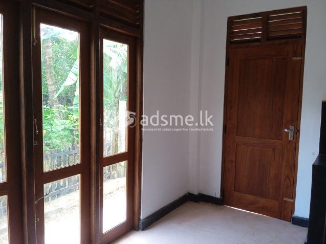 New House For Rent In Bandaragama