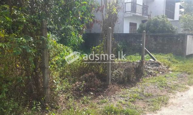 A Residential Land For Sale In Ja- Ela.