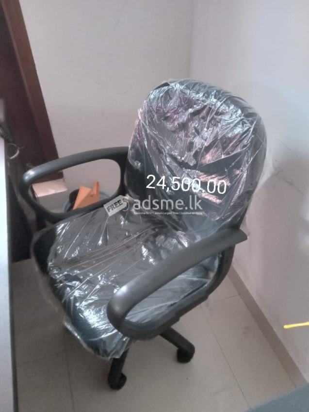 Newly purchased office furniture’s are up for sale