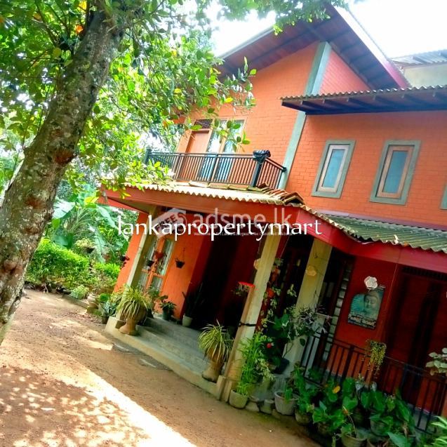පානදුර අංගසම්පූර්ණ තෙමහල් නිවස ඉක්මනින් විකිණීමට