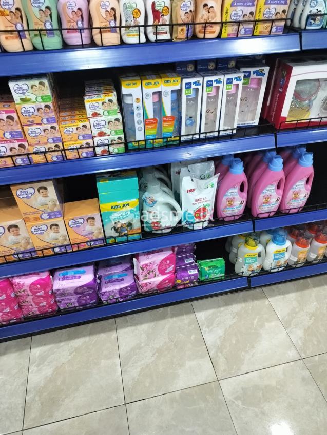 Classic diaper and kids corner