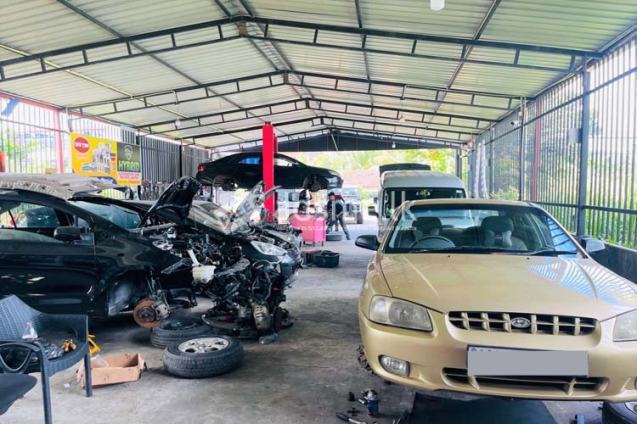 Well Running Service Station for Sale in Narammala, Kurunegala.