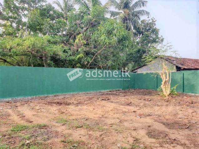 Property for Sale on Lewis Place, facing the Negombo main road.
