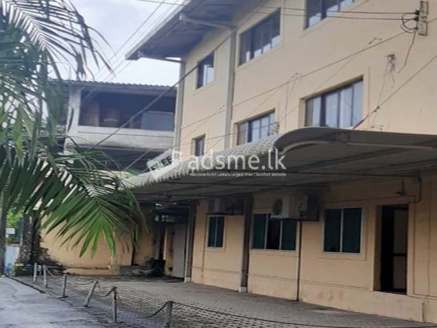 Three Storied Commercial Building for Sale at Colombo 06.