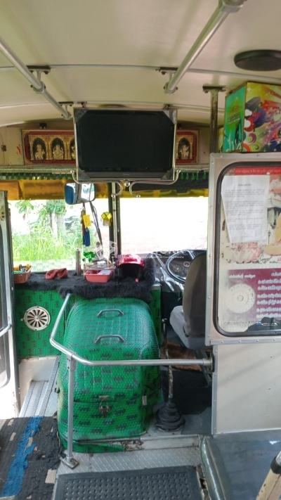 Ashok Leyland Viking Bus 2005