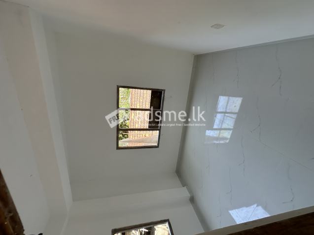 Negombo - Canal Road Newly Built House for rent