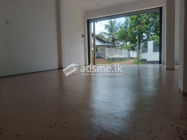 A shop/warehouse is for a rent at Malwana (Barukkanda)