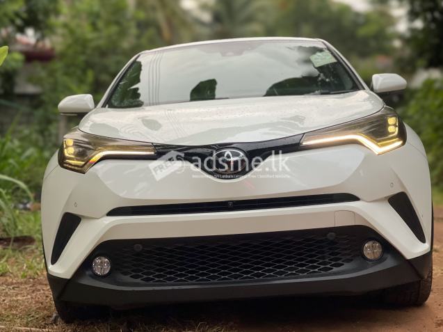 Toyota CHR 2017 (Used)