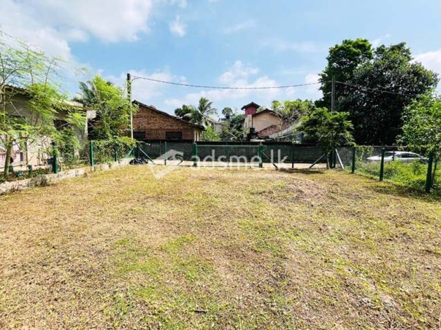 10 Perches Valuable Land for Sale in Bandiyamulla, Gampaha.