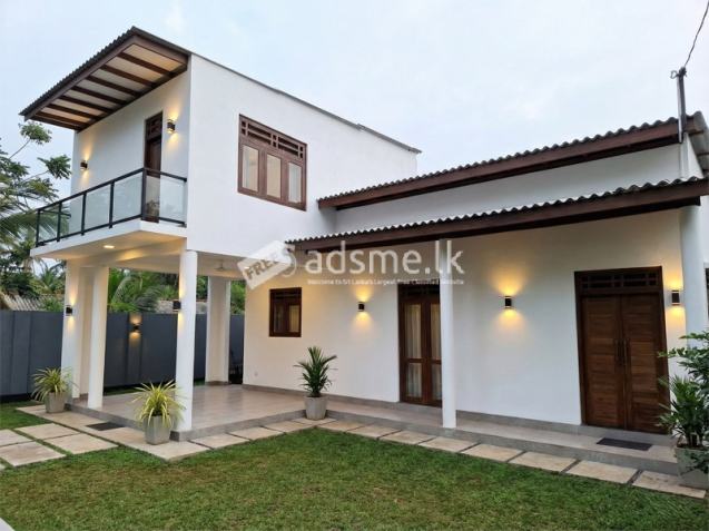 Two Buildings of Commercial and Residential for Sale –Kossinna.