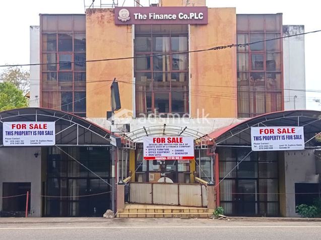 Prime Commercial Building For Sale Nugegoda – High Level Road.