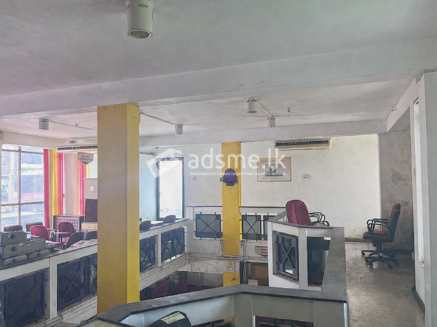 Prime Commercial Building For Sale Nugegoda – High Level Road.