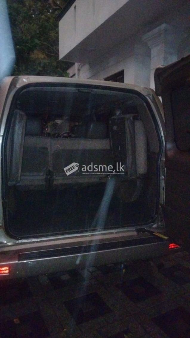 Toyota Land Cruiser Prado 2001 (Used)