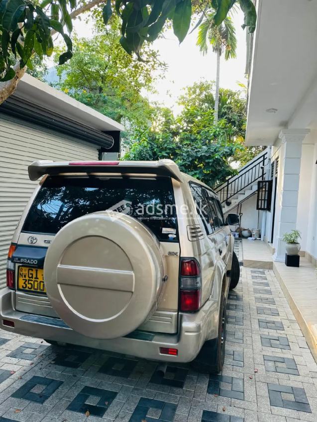 Toyota Land Cruiser Prado 2001 (Used)