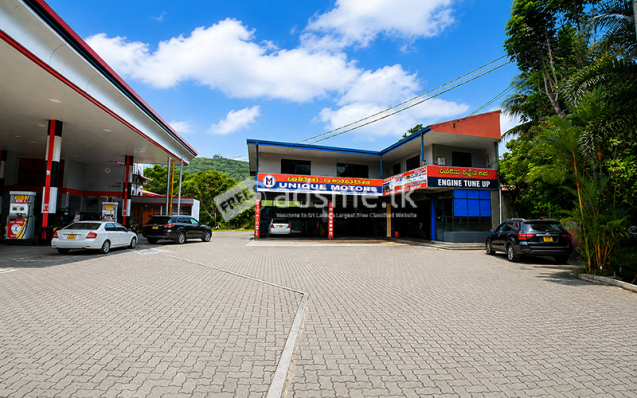 Highly Profitable Running Business & Commercial Property for Sale in Avissawella Road, Magammana