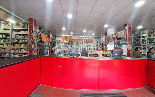 Highly Profitable Running Business & Commercial Property for Sale in Avissawella Road, Magammana