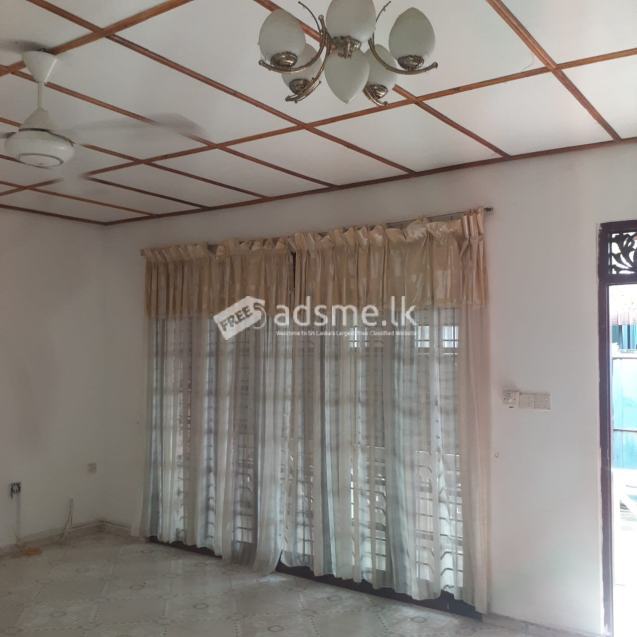 House for sale near Guruge park, Weligampitiya, Ja-Ela
