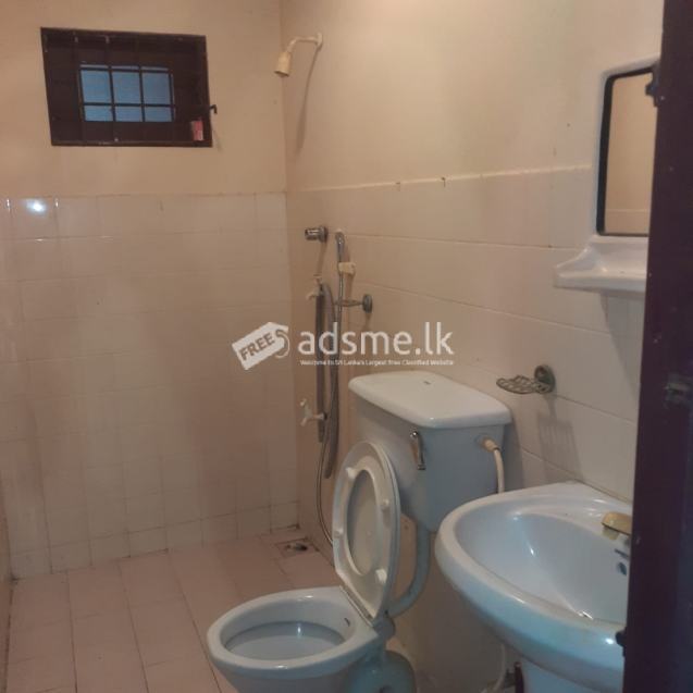 House for sale near Guruge park, Weligampitiya, Ja-Ela