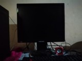 Used desktop computer