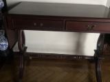 Rosewood expandable writing table
