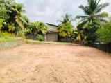 Residential Land for Sale at Malwatta, Nittambuwa.